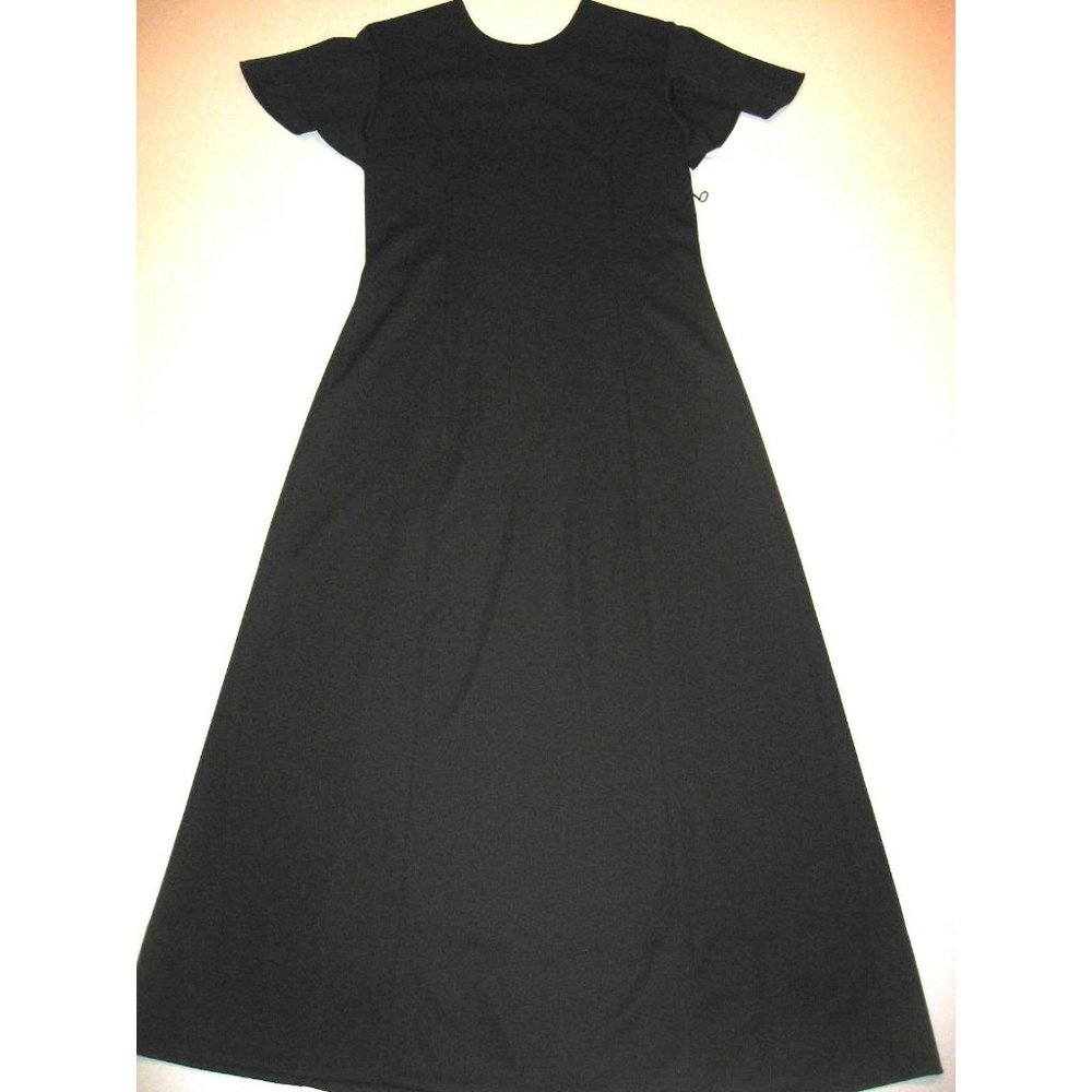 Formal Fashions Short Sleeve Black Dress Size 13 EUC
